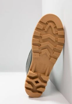 Pier One UNISEX - Gummistiefel - Green -Pier One Sales Store 3db002d2c2c94b2c8f12e2610faa3a27