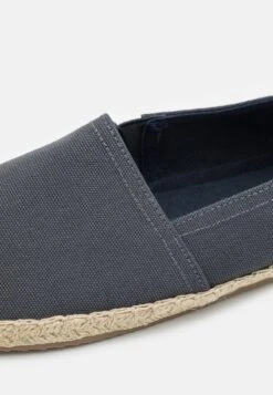 Pier One UNISEX - Espadrille - Dark Grey 13 Pier One UNISEX - Espadrille - Dark Grey -Pier One Sales Store 401b2a9b74114e80a73dde61f7ec34a5
