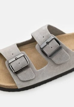 Pier One LEATHER UNISEX - Pantolette Flach - Grey -Pier One Sales Store 6b071714d1514b7cbade5fbfdf5bc6fc