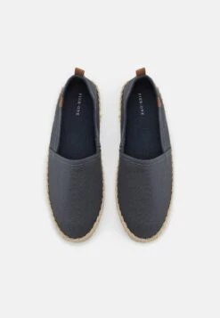 Pier One UNISEX - Espadrille - Dark Grey 11 Pier One UNISEX - Espadrille - Dark Grey -Pier One Sales Store 78088d294b5a42328779bc35d556eee2