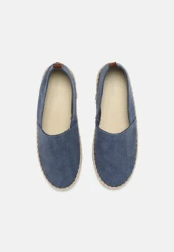 Pier One RENA ESPADRILLE UNISEX - Espadrille - Blue -Pier One Sales Store a712e8e1ca864c359ade29147a29a43e