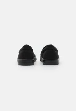 Pier One UNISEX - Slipper - Black -Pier One Sales Store b3086ad5a87545b591af413b2e38fb22