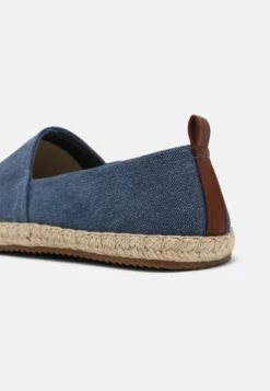 Pier One RENA ESPADRILLE UNISEX - Espadrille - Blue -Pier One Sales Store b517ee1340354961ae649b3a0c38da46