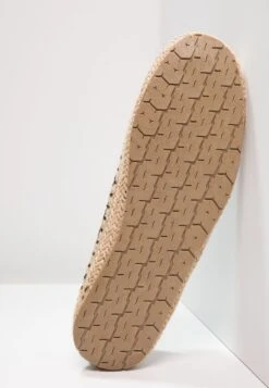 Pier One Espadrille - Grey -Pier One Sales Store bd07e57455dd4f73a673b9ee028740f1